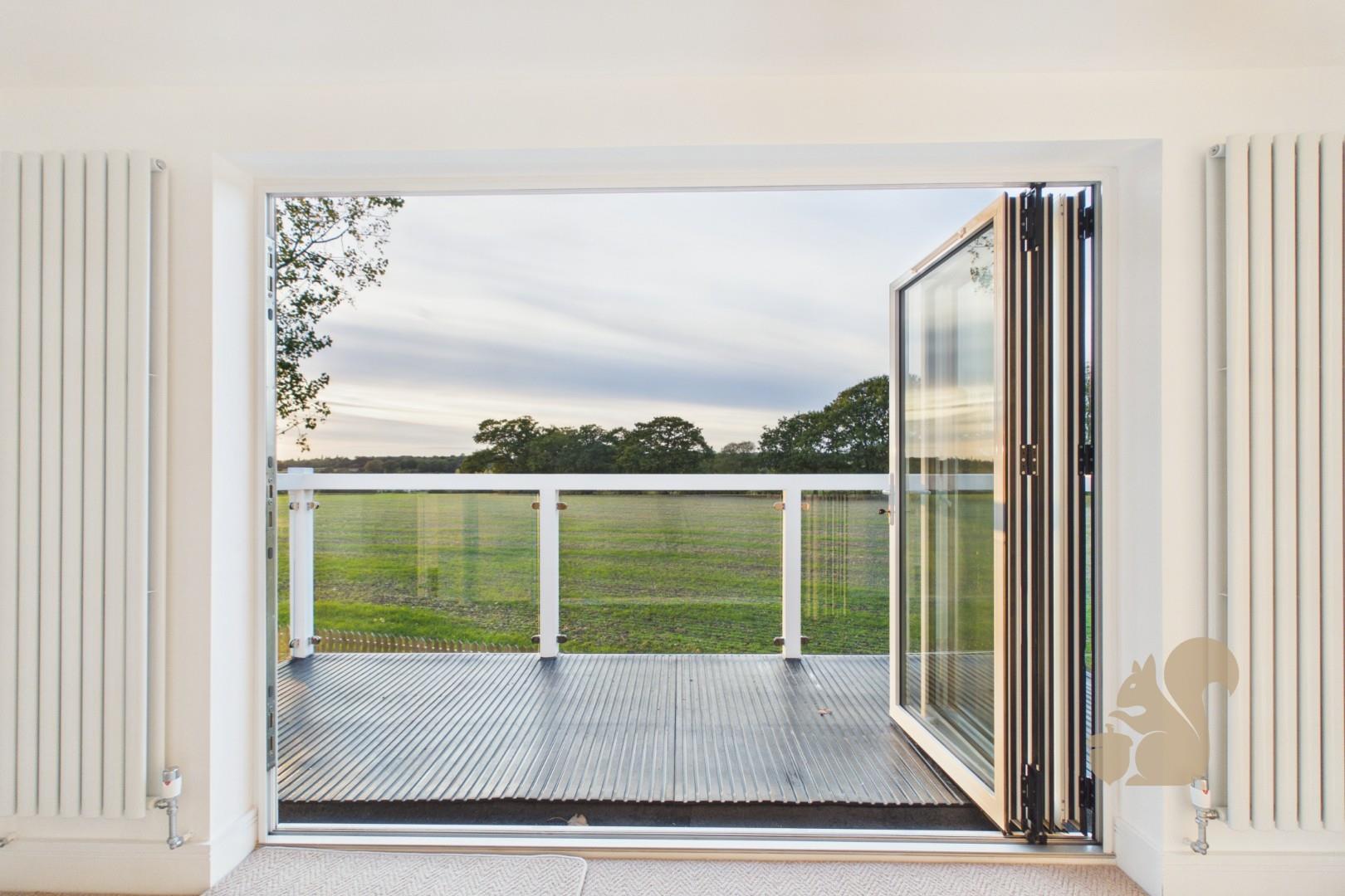 CAM01814G0-PR0178-STILL017.jpg